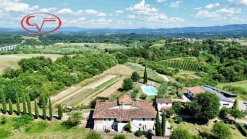 特拉诺瓦-布拉乔利尼别墅