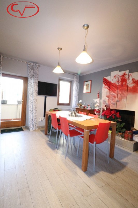 Reihenhaus in Montevarchi