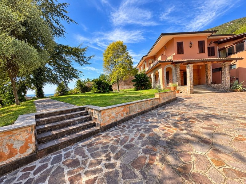 Moradia em Sant'Oreste