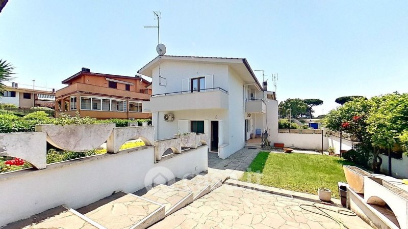 Detached house in Anzio