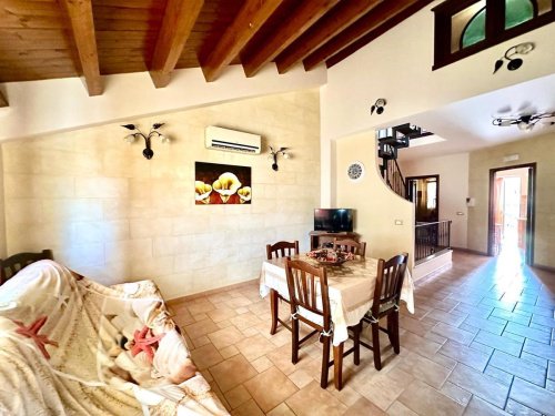 Vrijstaande woning in Cinisi