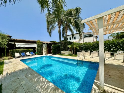 Вилла в Партинико