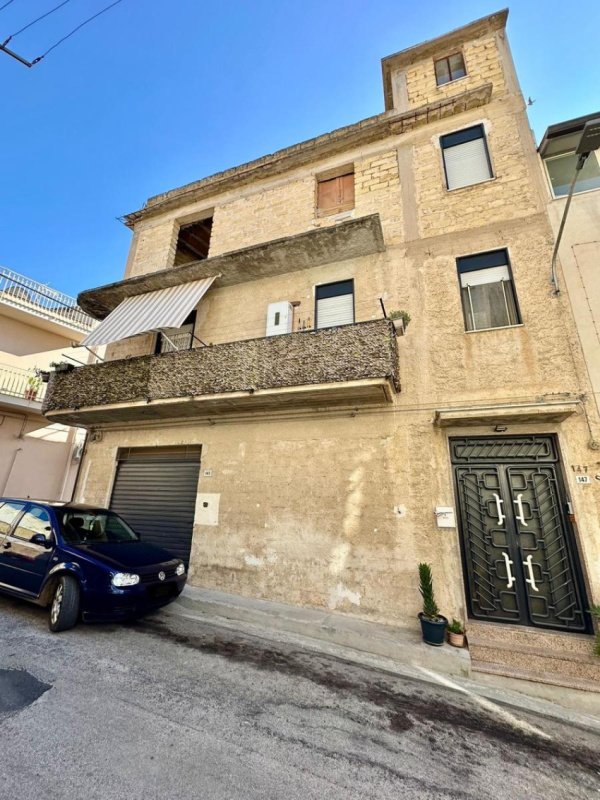 Casa independente em Partinico