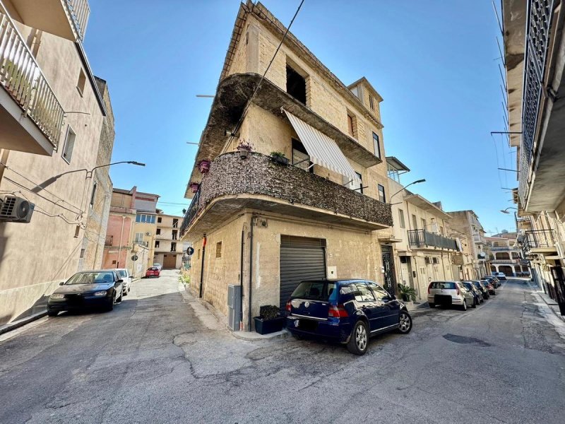 Casa independente em Partinico