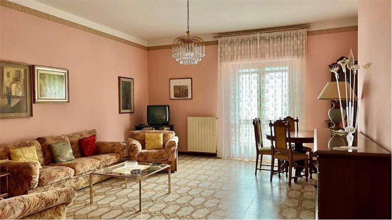 Lägenhet i Castrovillari