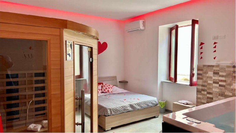 卡斯特罗维拉里独栋房屋