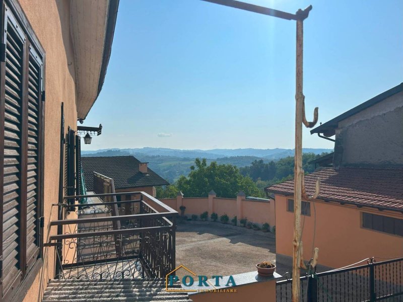 Casa di campagna a Rocca Cigliè