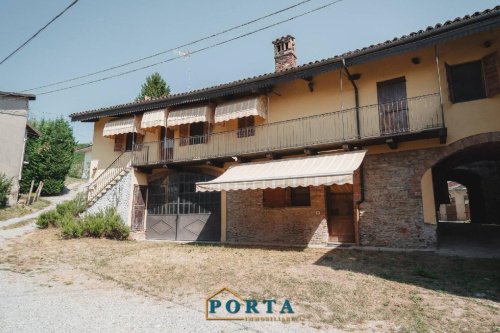 Detached house in Farigliano