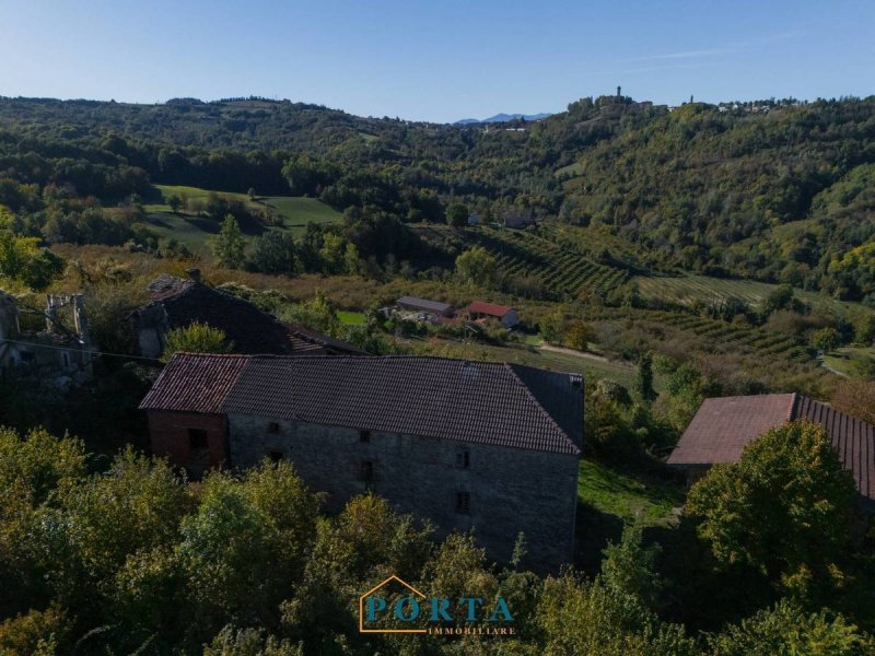 Detached house in Murazzano