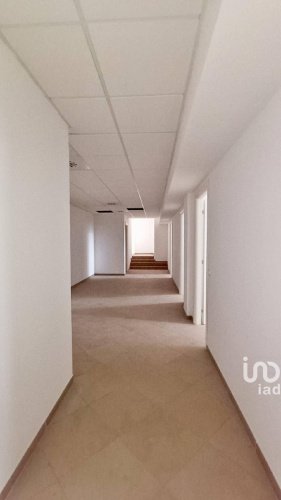 Kommersiell byggnad i Verona