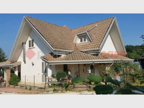 Moradia em Frosinone