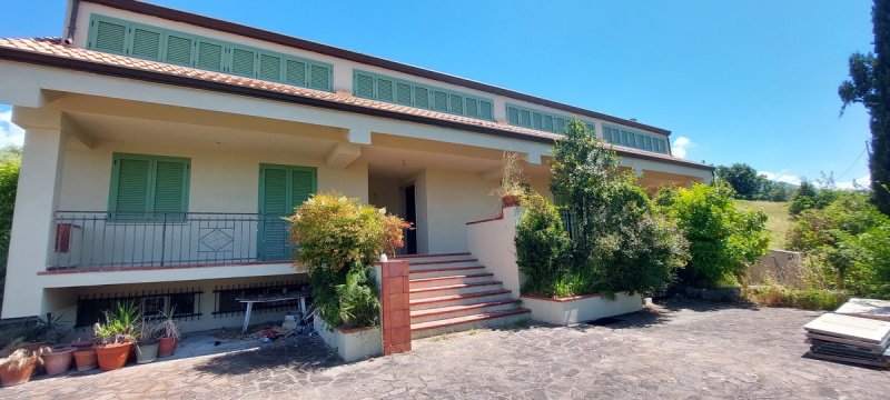 Moradia em Broccostella