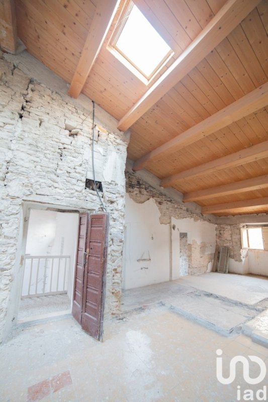 Appartement à Fossombrone