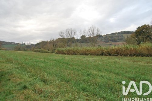 Строительный участок в Фано