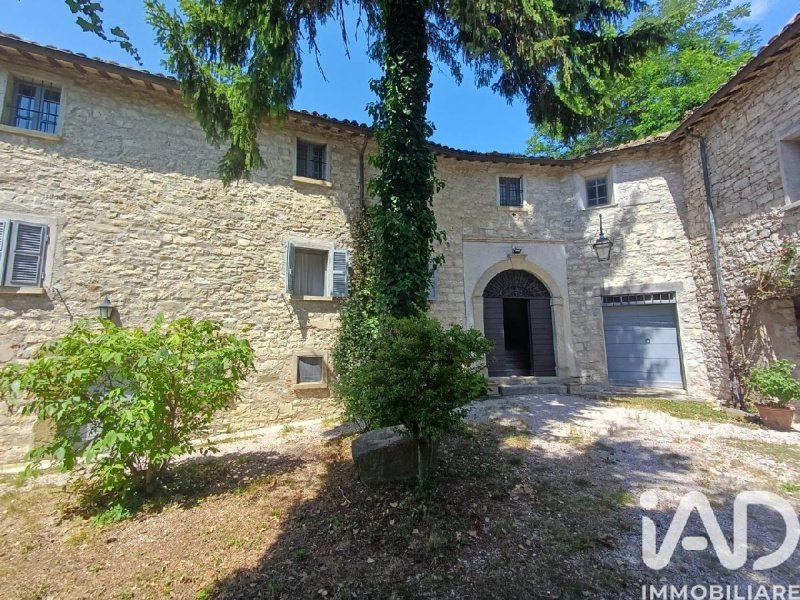 Gebouw in Monte Cerignone