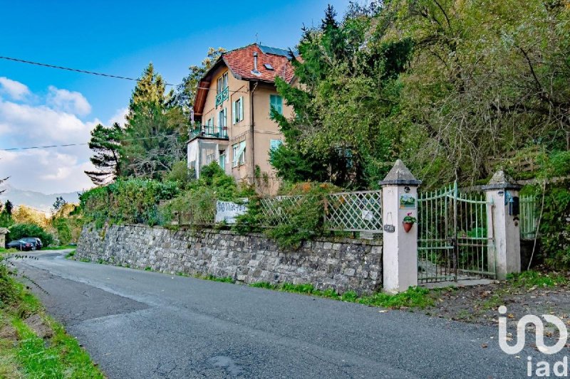 Moradia em Torriglia