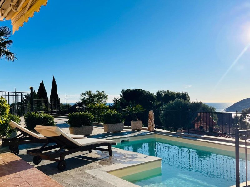 Apartamento independiente en Andora