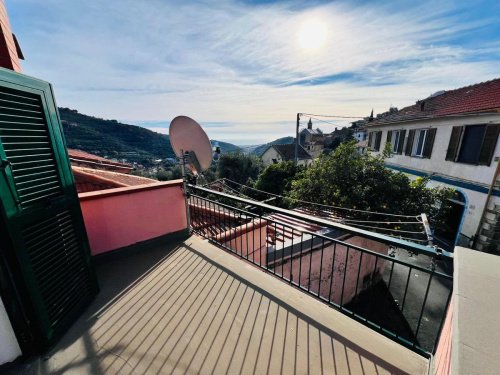 Apartamento en Diano Arentino