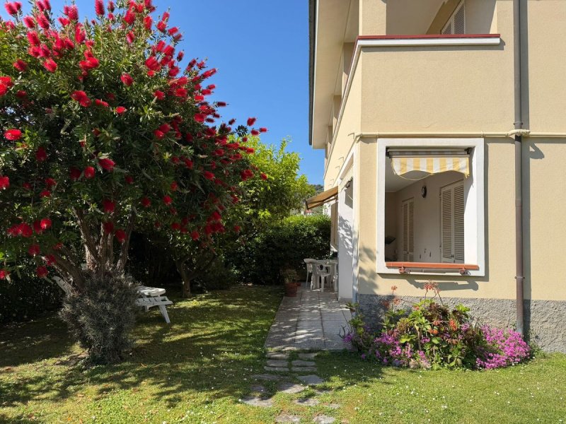 Appartement in Diano Castello