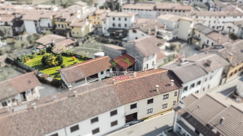 Terraced house in Maniago