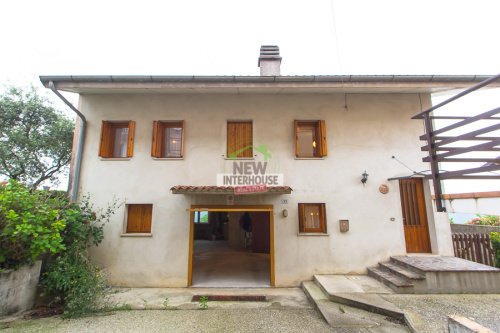 Casa a Vito d'Asio
