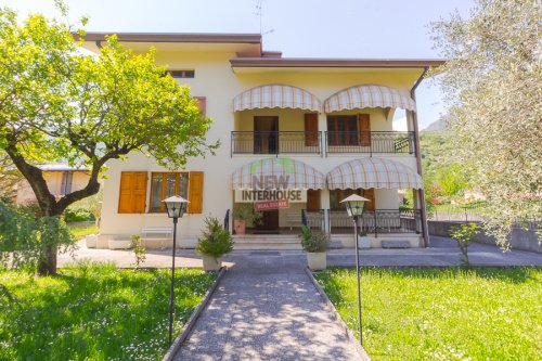 蒙泰雷亚莱瓦尔切利纳别墅