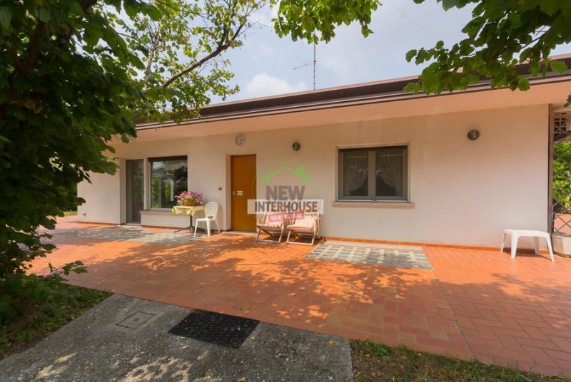 Villa à Fontanafredda