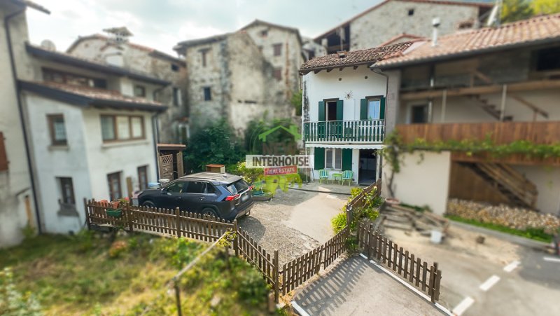 弗里桑科联排别墅