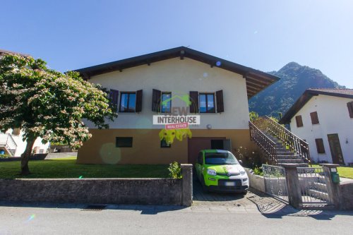 Vrijstaande woning in Tramonti di Sotto