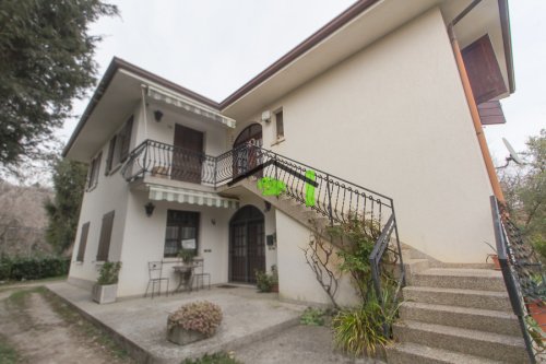 卡斯泰尔诺沃德尔夫留利公寓