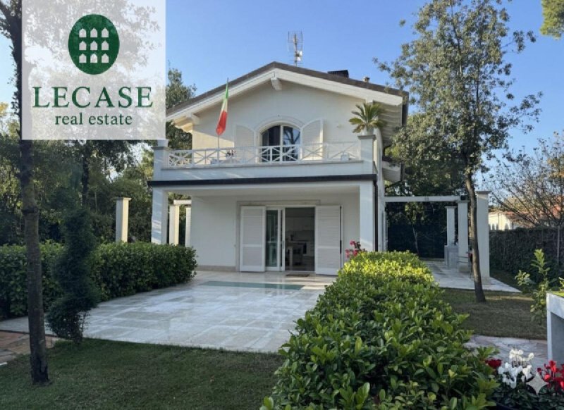 Вилла в Форте-дей-Марми