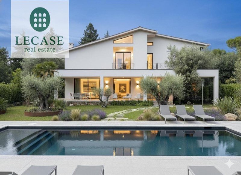 Villa a Forte dei Marmi