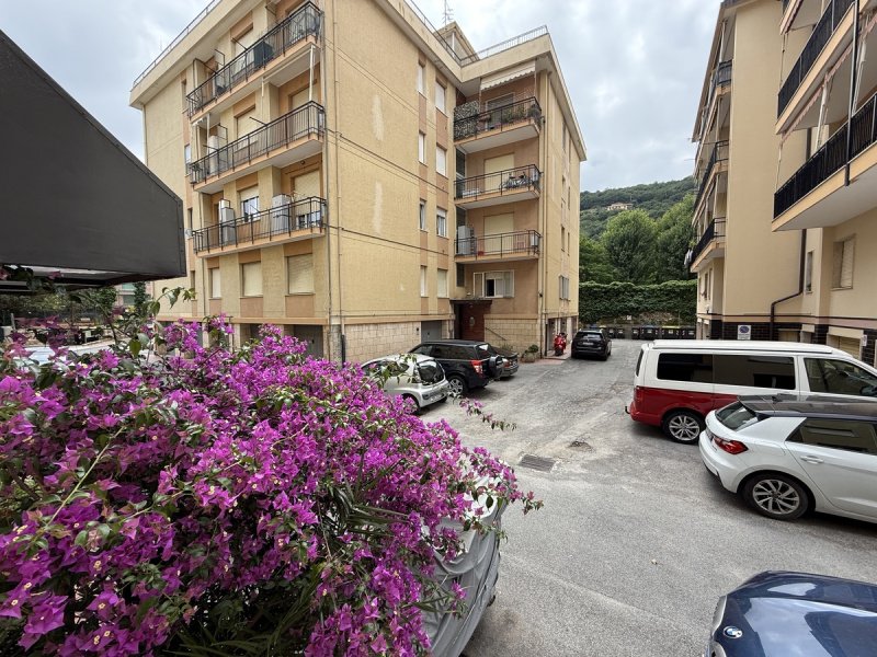 Appartamento a Finale Ligure