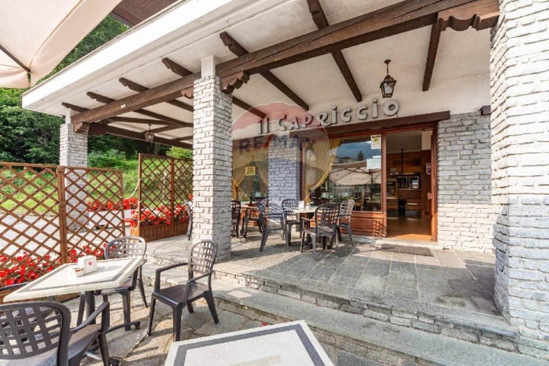 Immobile commerciale a Scopello