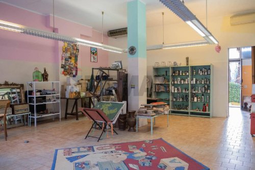 Gewerbeimmobilie in San Donato Milanese