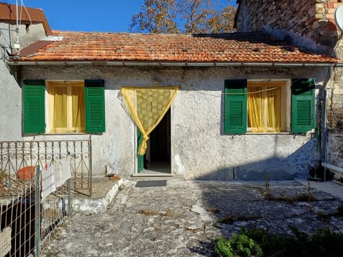 沃比亚半独立房屋