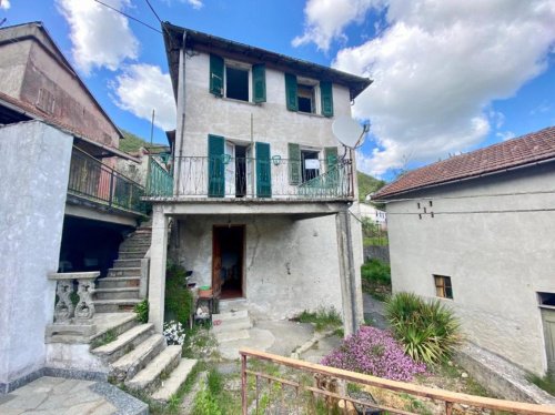 Casa semi indipendente a Vobbia