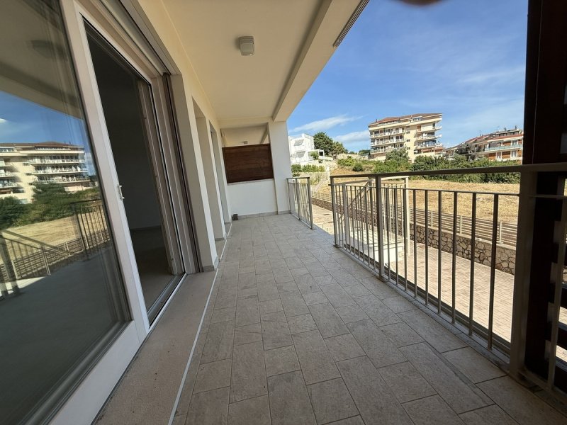 加埃塔联排别墅