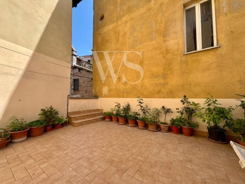 Apartment in Todi