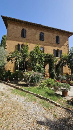 Historic house in Pienza