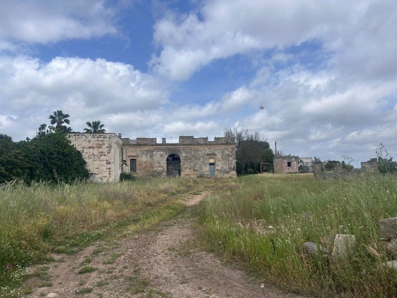 Сельскохозяйственная ферма в Кутрофьяно