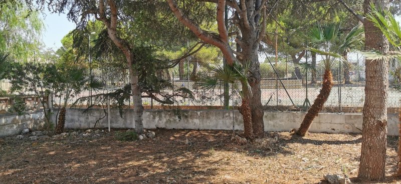 Casa indipendente a Taviano