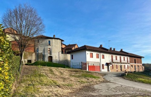Bauernhaus in Cinaglio