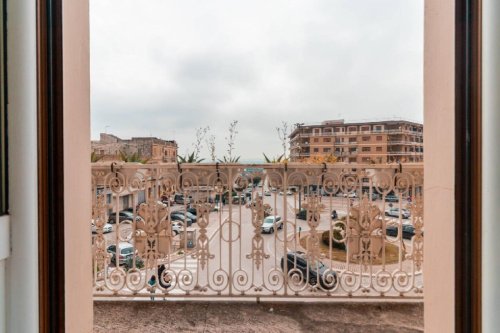 Edifício comercial em Lucera