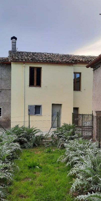 Maison jumelée à Pergola