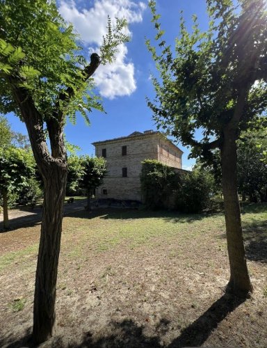 Huis op het platteland in Montegiorgio
