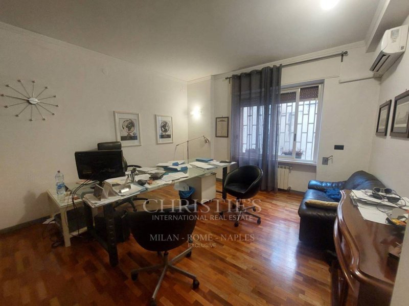 Apartamento em Nápoles