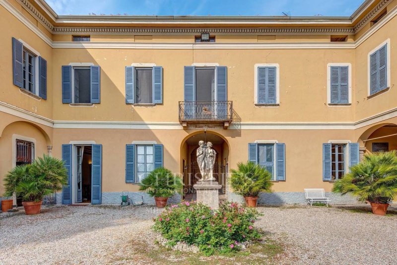 Villa in Proserpio
