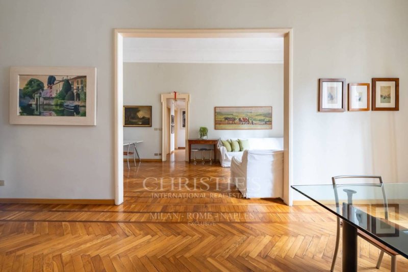 Apartamento em Milão