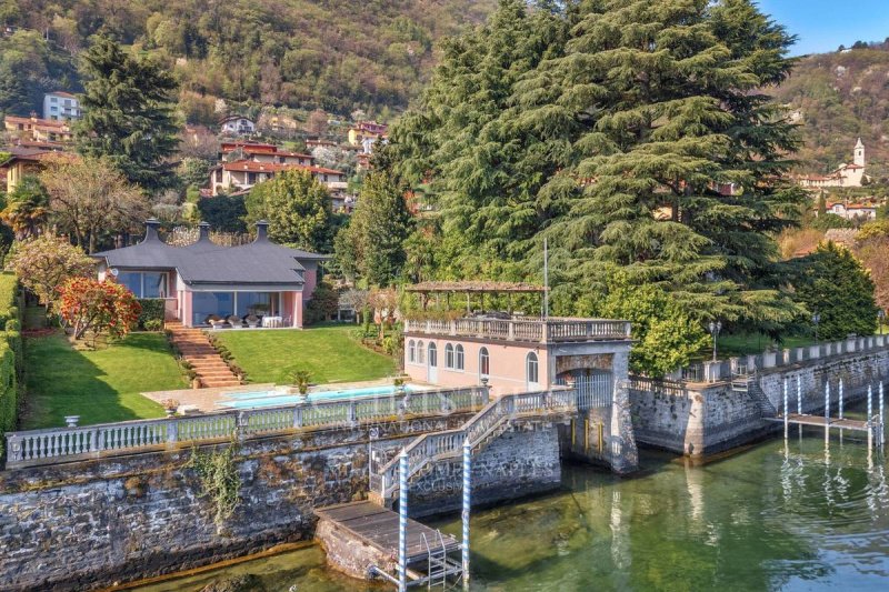 Moradia em Oliveto Lario